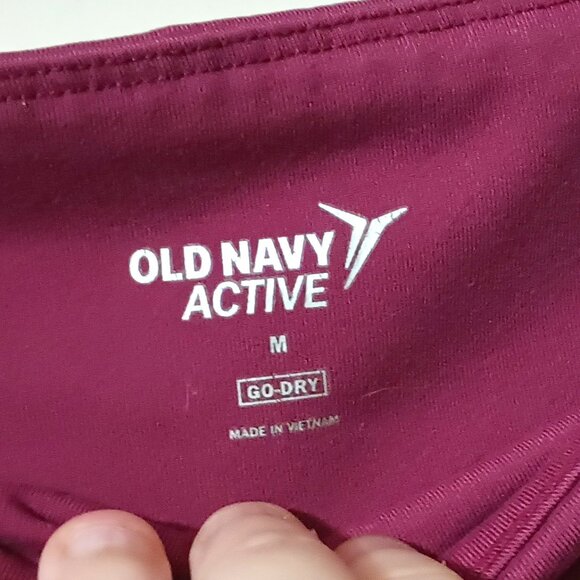 EUC ~ Old Navy Active Go-Dry Fitted Maroon Colored Leggings (Size: Medium) - Picture 5 of 5